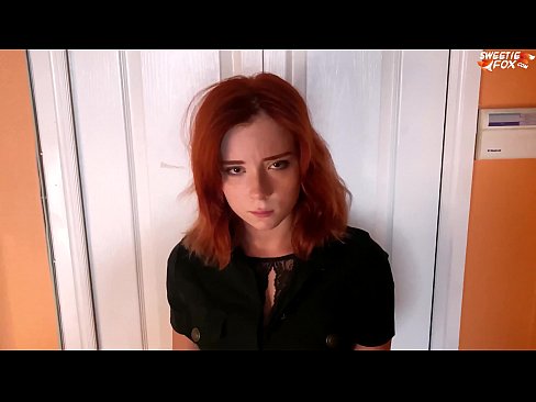 ❤️ Apsaugos darbuotojas nubaudė gražią moterį už vagystę iš parduotuvės - sperma burnoje Super porno prie mūsų ❤